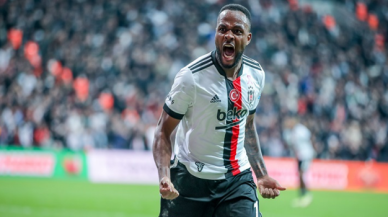 Beşiktaş'tan Larin'e 2 milyon Euro