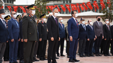 İstanbul'un düşman işgalinden kurtuluşunun 98'nci yılı Taksim'de kutlandı