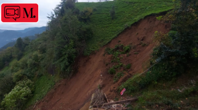 Rize'de heyelan anı kamerada!