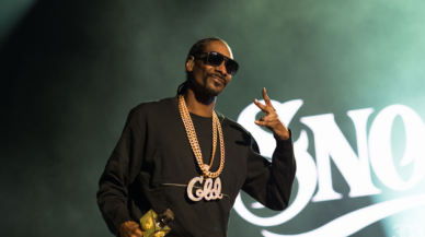 Snoop Dogg'un sanal komşusu olmak için 450 bin dolar harcadı