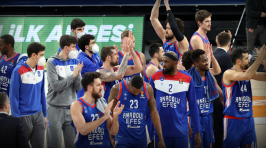 Anadolu Efes'te 8 Kovid-19 vakası