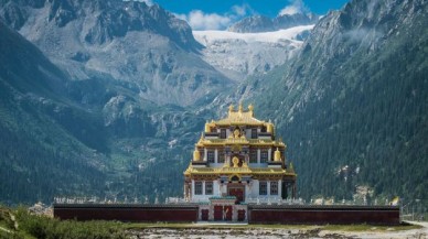 Uçaklar neden Tibet’in üzerinde uçmuyor?