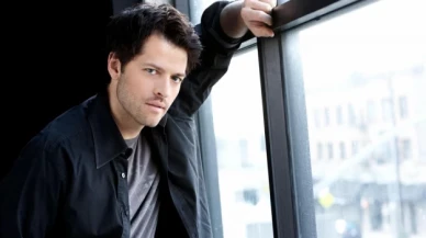 Supernatural dizisinin oyuncusu Misha Collins biseksüel olduğunu açıkladı