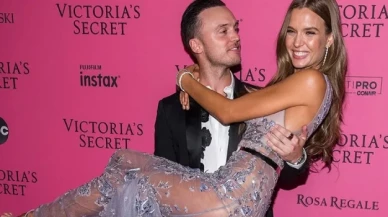 Ünlü model Josephine Skriver ile şarkıcı Alexander DeLeon evlendi