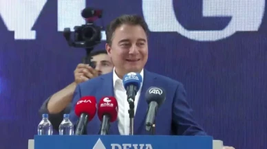 Ali Babacan: ''Onların gece yarısı bozdukları ekonomiyi gündüz gözüyle düzelteceğiz” dedi.