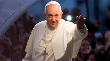 Papa Francesco'nun istifa edeceğine dair söylentiler artıyor