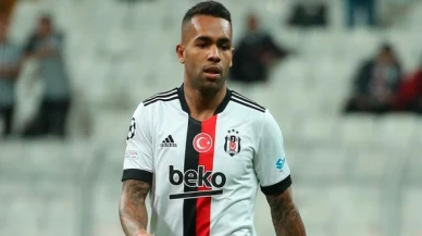 Beşiktaş, Alex Teixeira ile yollarını ayırıyor