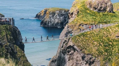 Dünyanın "en tehlikeli" köprüsü; Carrick-A-Rede Rope