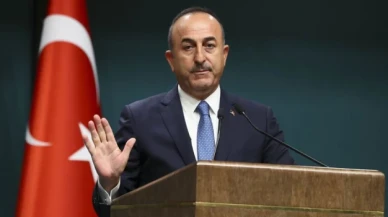 Çavuşoğlu’ndan Türkiye’yi suçlayan Yunanistan’a sığınmacı tepkisi