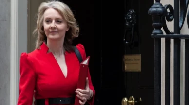 İngiltere Başbakanı Liz Truss görevinden istifa etti