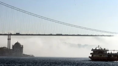 İstanbul Boğazı'nda gemi trafiği askıya alındı