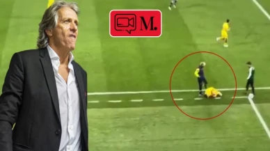 Jorge Jesus sakatlanan rakip futbolcuya tekme attı