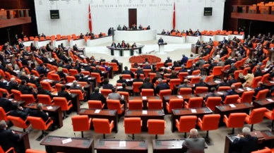 Öğretmenlerle ilgili önerge AK Parti ve MHP oylarıyla reddedildi