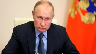 Putin, Rusların yabancılar için "taşıyıcı annelik" yapmasını yasaklayan yasayı imzaladı