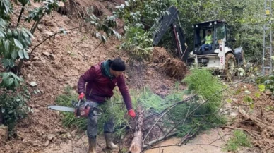 Rize'de yağış heyelana sebep oldu: 2 köy yolu ulaşıma kapandı