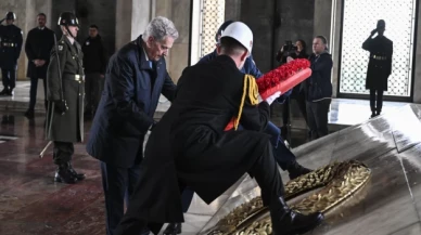 Finlandiya Cumhurbaşkanı, Anıtkabir'i ziyaret etti