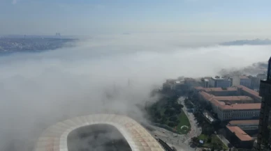 İstanbul Boğazı'nda sis: Gemi trafiği durdu