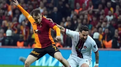 Lider Galatasaray evinde puan kaybetti