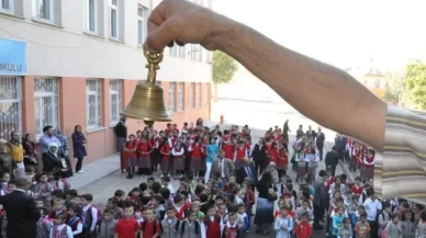 Okullarda ikinci ara tatil öncesi son ders zili bugün çalacak