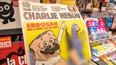 Charlie Hebdo Erdoğan’ı çıplak resmetti! Ankara’dan tepki büyük oldu