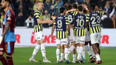 Fenerbahçe sezonun ilk derbi galibiyetini Trabzonspor'a karşı aldı