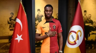 Galatasaraylı futbolcu Sam Adekugbe'nin acı günü