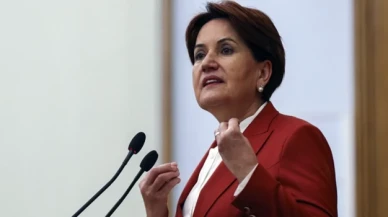 Meral Akşener, kürsüye dün tahliye edilen Batuhan Çolak ile birlikte çıktı