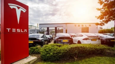 Tesla, ABD'de ilk "otopilot" davasını kazandı