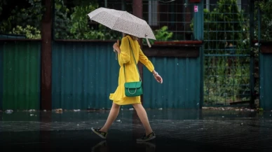 Meteoroloji 3 bölge için saat verdi: İstanbul ve İzmir dahil 14 kente turuncu ve sarı uyarı