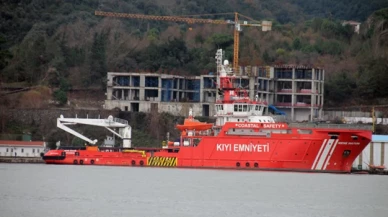 Zonguldak'ta batan geminin kayıp 7 personelini arama çalışmaları devam ediyor