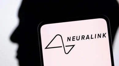 Elon Musk, Neuralink'in beyin çipinin ilk kez bir insana yerleştirildiğini duyurdu