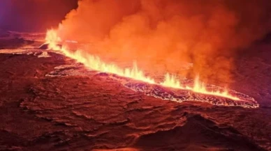 İzlanda'da yine yanardağ patladı