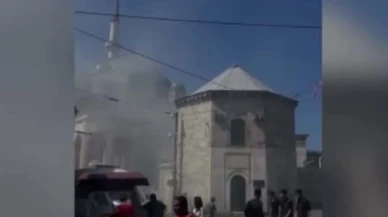 Taksim Meydanı’nda yangın: Boyalar patladı, panik yaşandı