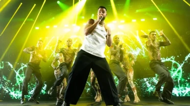 Dünyaca ünlü şarkıcı Ricky Martin Antalya'da konser verdi