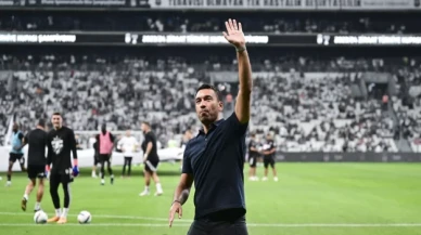 Giovanni van Bronckhorst’tan transfer konusunda önemli açıklama