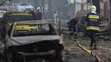 Rusya’nın Lviv'e gerçekleştirdiği saldırıda 3’ü çocuk olmak üzere 7 kişi yaşamını yitirdi