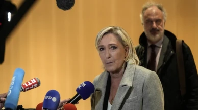 Marine Le Pen, AB fonlarını zimmetine geçirdiği iddiasıyla karşı karşıya