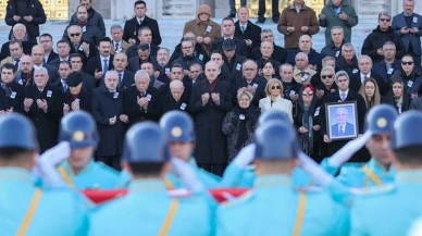 Eski Başbakan Yardımcısı Nahit Menteşe için TBMM'de cenaze töreni düzenlendi