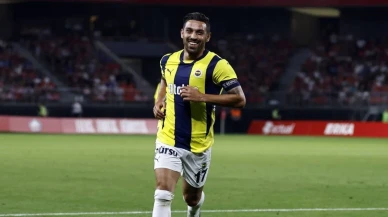 Fenerbahçe, İrfan Can Kahveci'yle sözleşme yeniledi