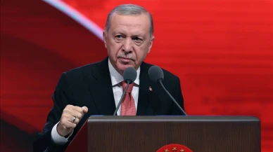 Erdoğan, tek kişilik aday listesinden yeniden AK Parti Genel Başkanı seçildi