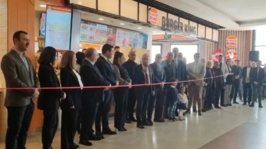 Afyonkarahisar'da Burger King şubesi dualarla açıldı