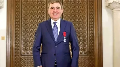 Gheorghe Hagi'ye Romanya'dan "Romanya Yıldızı" nişanı verildi