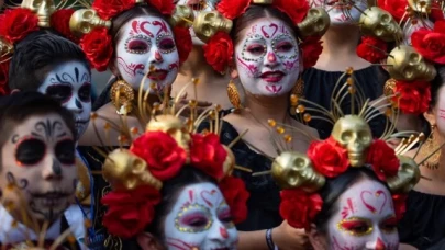 Meksika'da 'Ölüler Günü' festivali düzenlendi