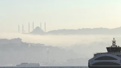 İstanbul'da sis etkili oldu