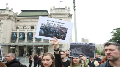 Sırbistan’da Ukrayna’ya destek gösterisi