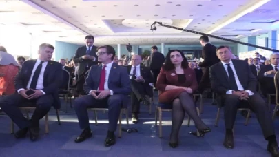 Kuzey Makedonya Cumhurbaşkanı Pendarovski, Prespa Diyalog Forumu’nda konuştu: