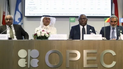 OPEC+ grubundan günlük petrol üretimini 2 milyon varil azaltma kararı