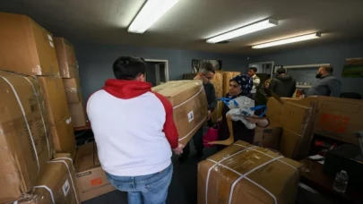 San Francisco ve Silikon Vadisi’nde deprem bölgesi için yardım toplandı