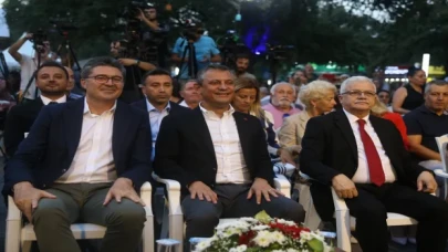 CHP Genel Başkanı Özel, Burhaniye Ören Turizm, Kültür ve Sanat Festivali’ne katıldı