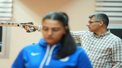 Milli atıcılar Yusuf Dikeç ve Şevval İlayda Tarhan, AA’nın ”Yılın Kareleri” oylamasına katıldı